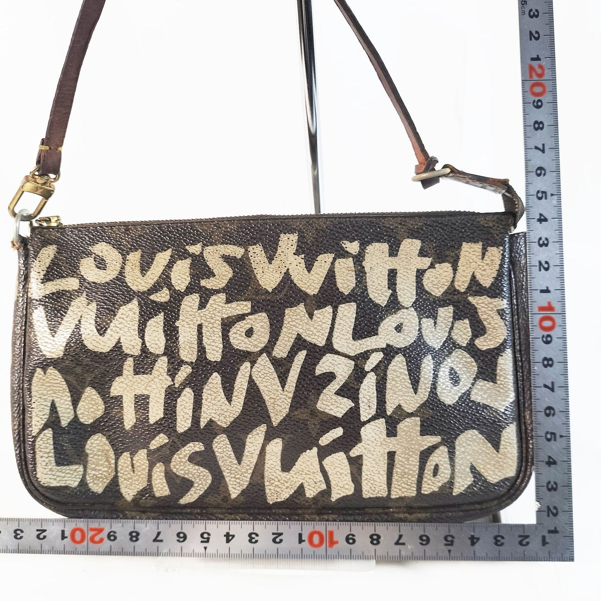 Louis Vuitton Pochette Accessoires MIB-0002 — imagen 2