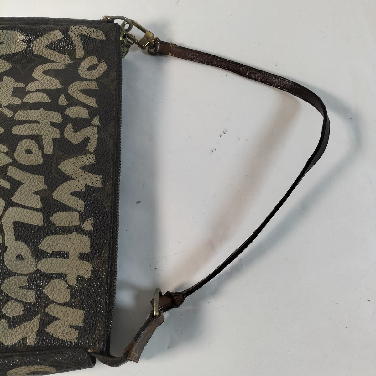 Louis Vuitton Pochette Accessoires MIB-0002 — imagen 4