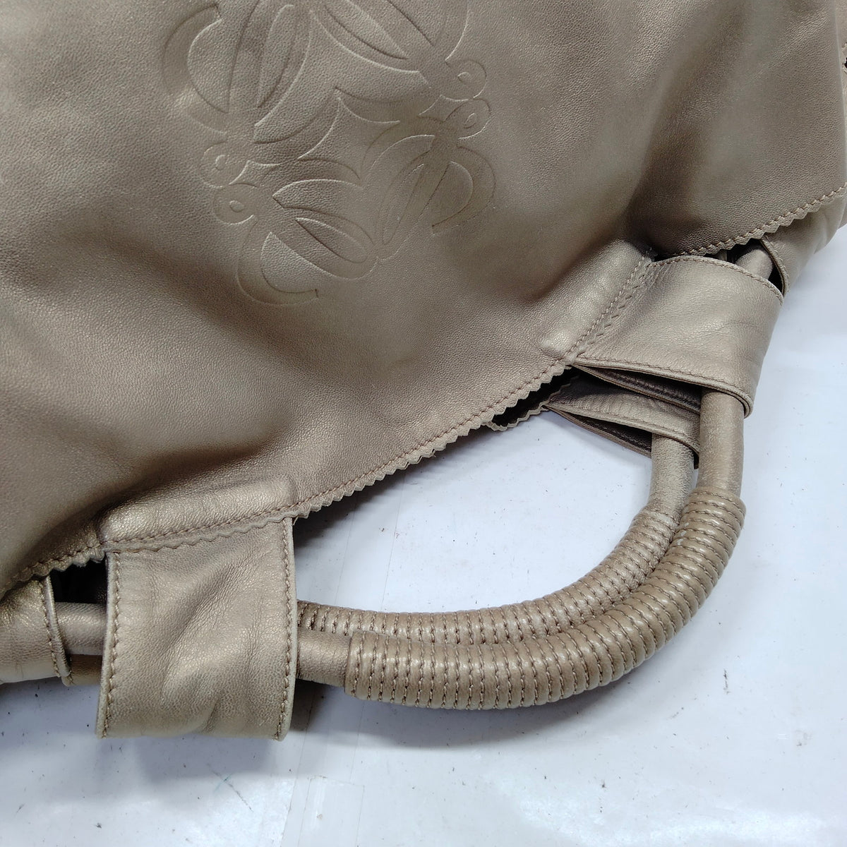 LOEWE 3135302 — bolso de mano de piel marrón — imagen 10