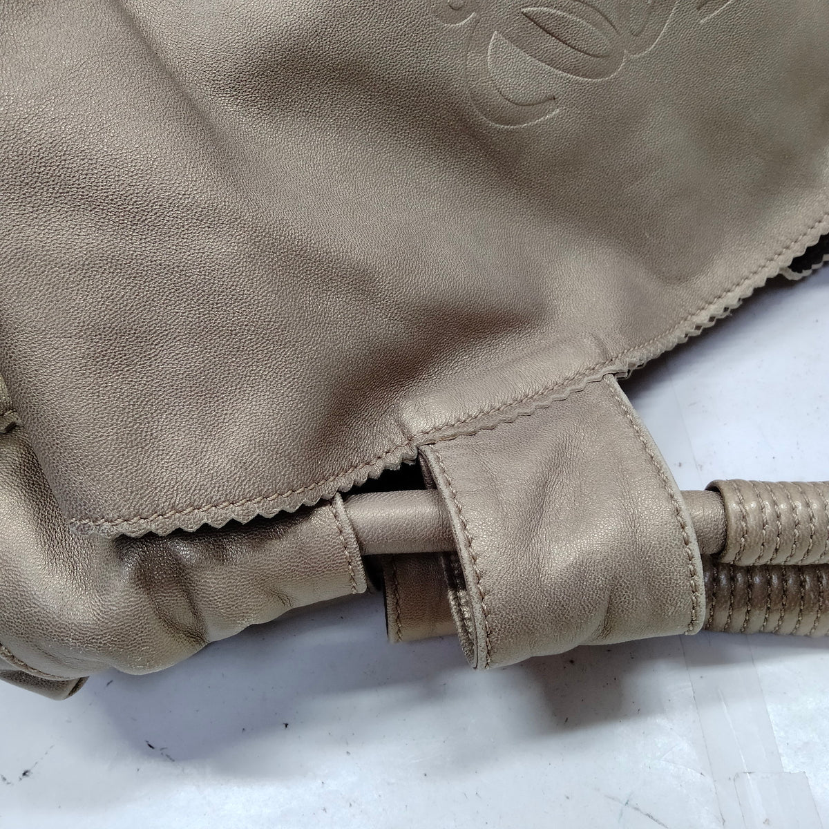 LOEWE 3135302 — bolso de mano de piel marrón — imagen 11