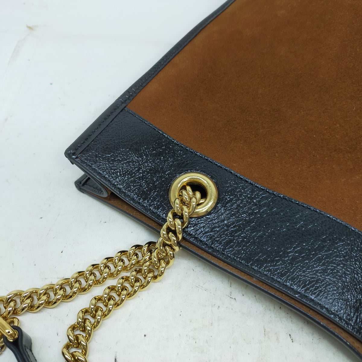 Gucci Sherry Line — bolso tote de ante marrón con pochette — imagen 12