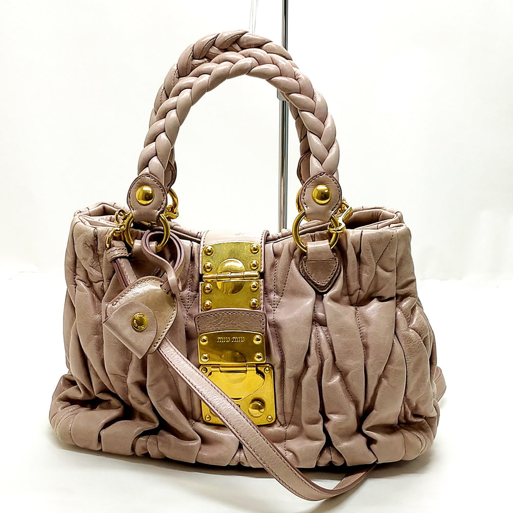 Miu Miu 1946002 — bolso de mano de piel rosa con correa — imagen 1