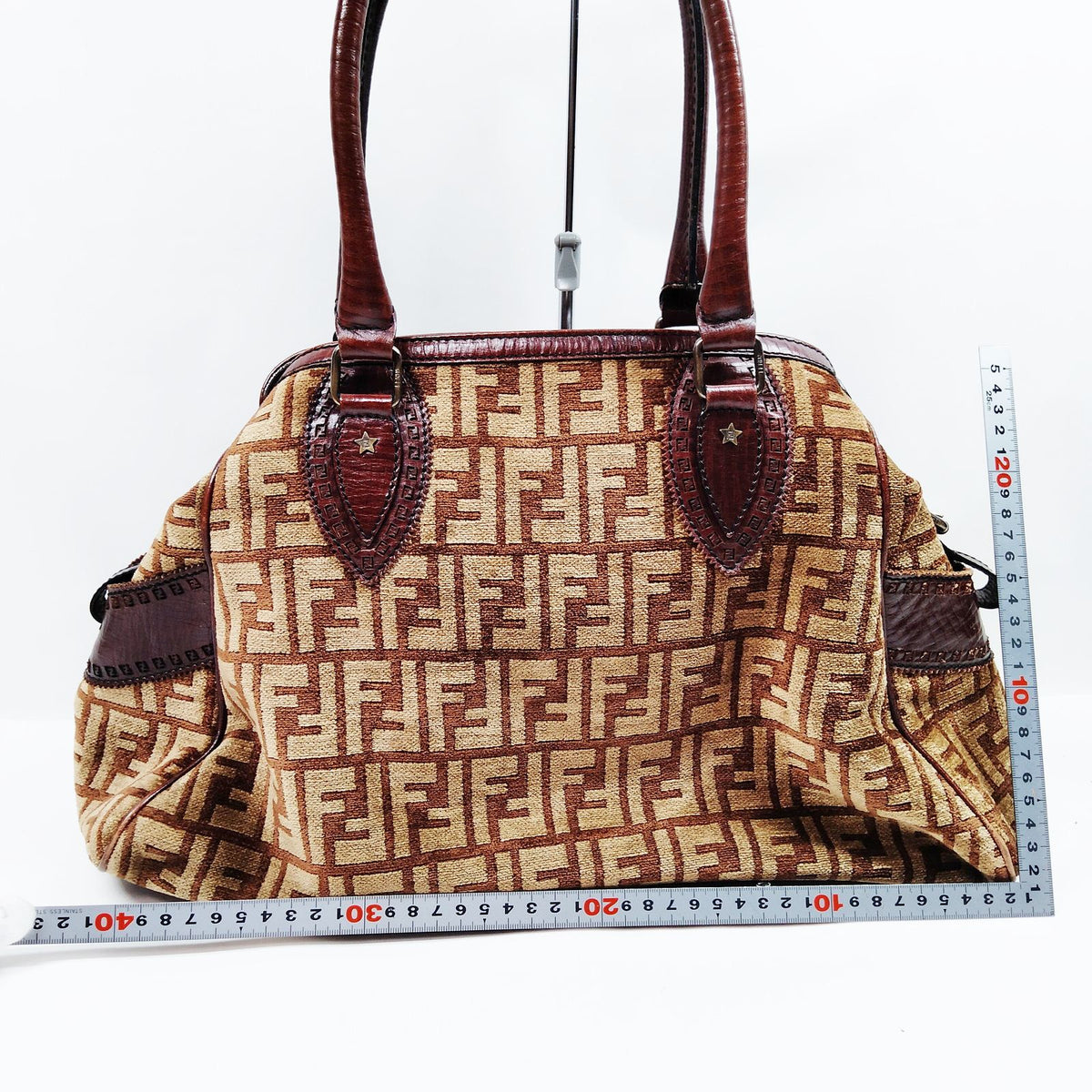 Fendi FF Monogram — bolso tote de lona marrón — imagen 2